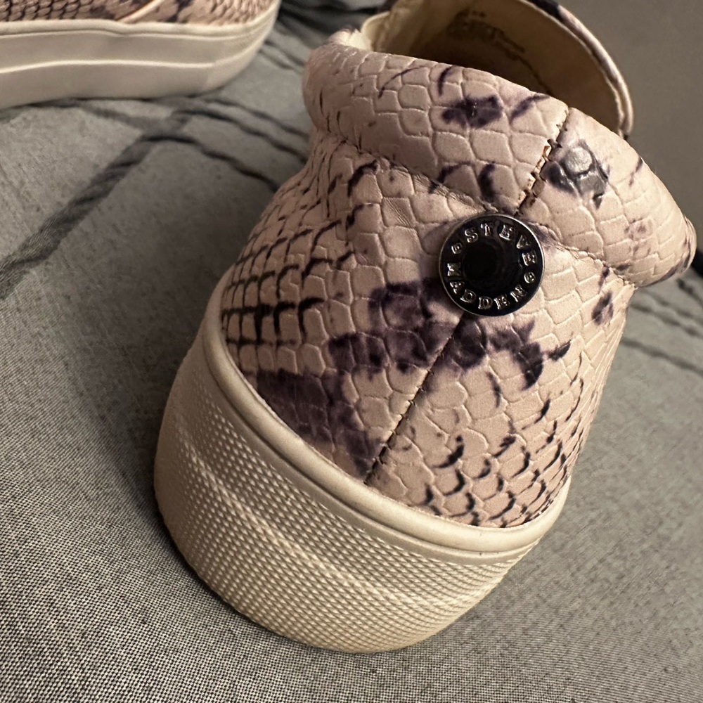 Steve Madden Pink and Black Snake Print Sneakers - Picture 3 of 13
